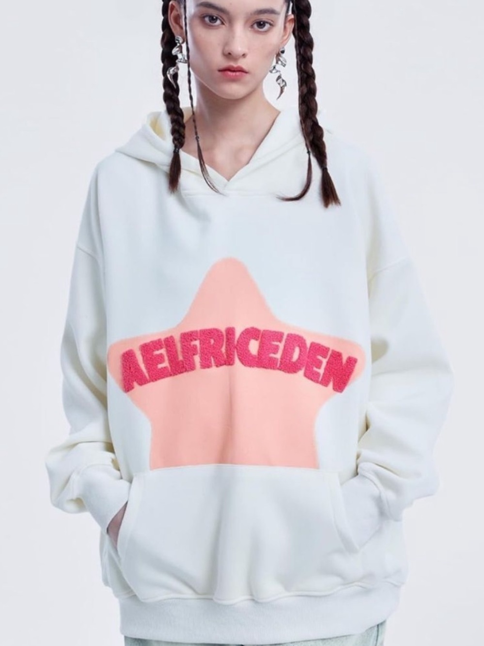 Aelfric Eden white Hoodie with Pink Star Motifs Size Medium